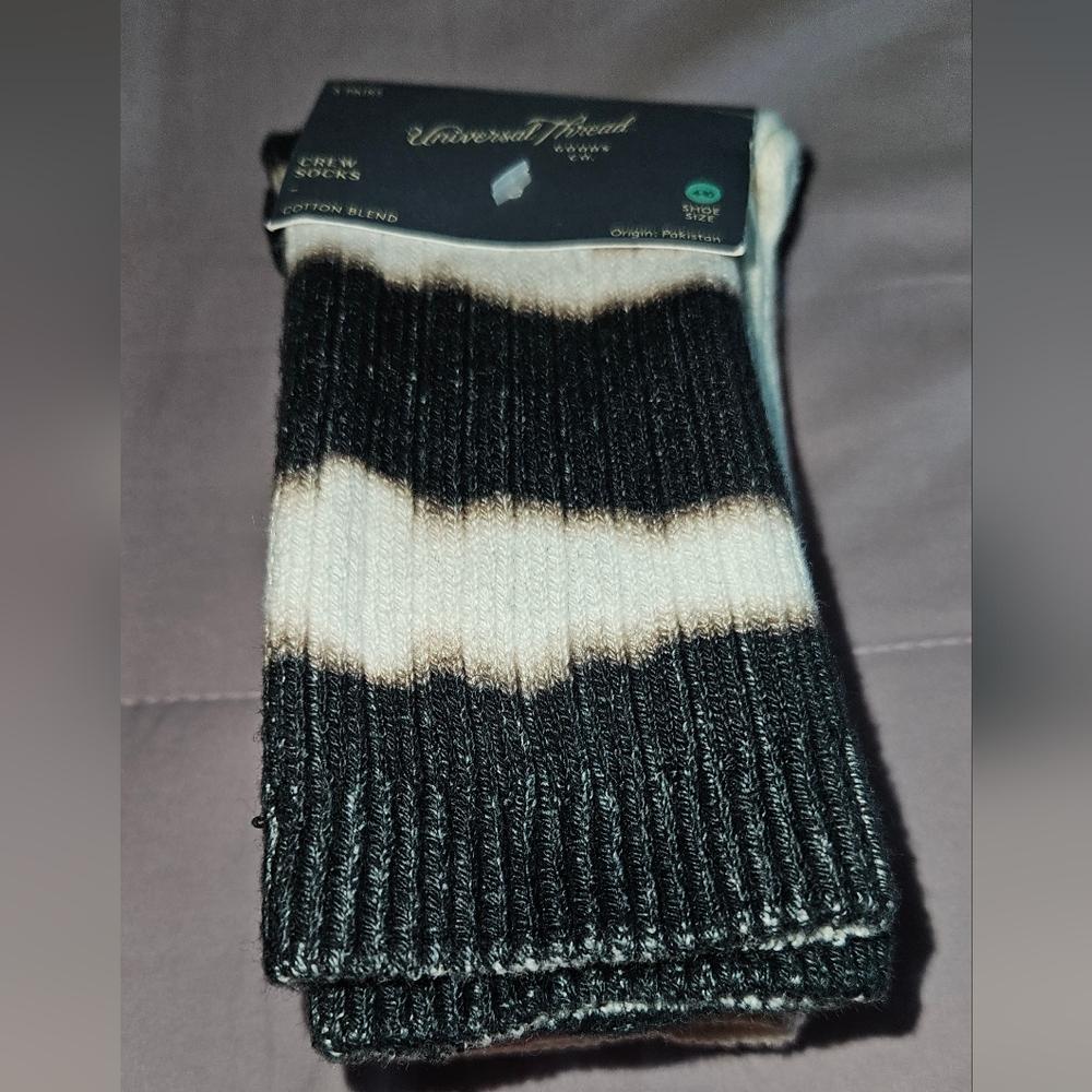 Universal Thread Black and Cream Crew Socks